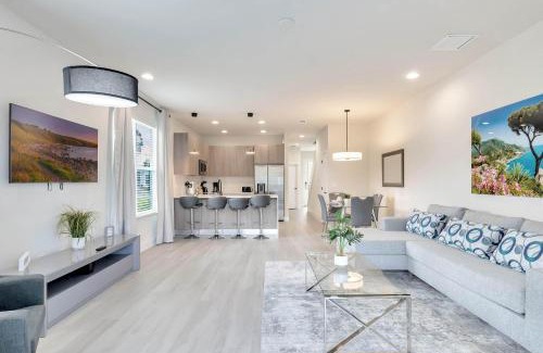 Four Corners Apartment | 4 bedrooms pool home Hidden Forest Resort Amenities