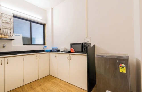 Borivali East Apartment | 4 Bedrooms suite - Close to Borivali Station