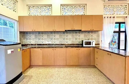 Na Kluea House | 4 beds 10 mins walk to the beach