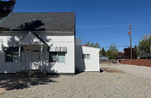 Cedar City House | 4 Beds in the center of Cedar City