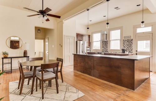 Government Hill House | 🇺🇸 4 beds w/free parking, grill, fenced yard | BAMC