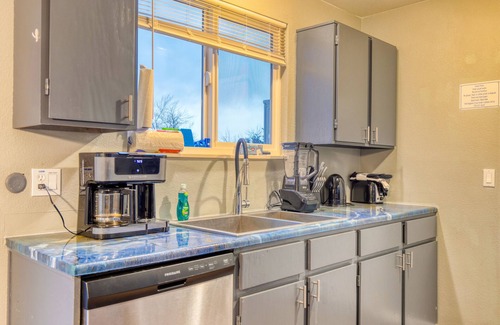 Aurora Highlands House | 4 beds w/King close to Buckley
