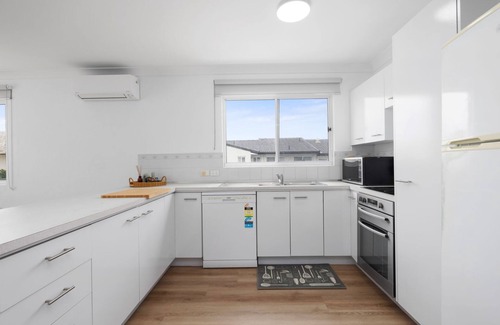 Peregian Beach Apartment | 4 Blairgowrie Apartments 4 of 2 Martin Street in Peregian Beach