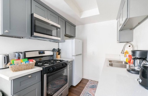 Alhambra Condo | 4 Br 2.5Ba Alhambra Condo near downtown LA