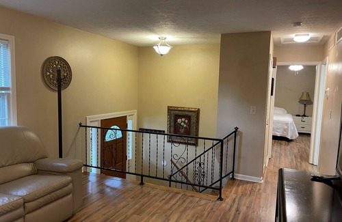 Woodland Hills House | 4 BR, 2 story, room to roam w/privacy. Great location, outside eating area.