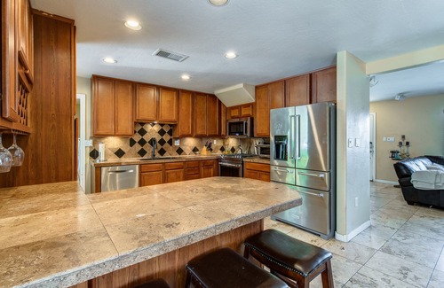 Park Scottsdale Four House | 4 BR 3 BA with over size patio (5 MIN From Old Town)