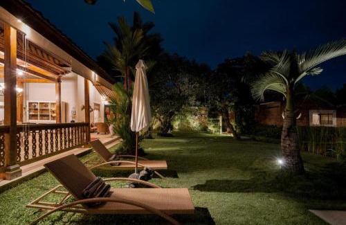 Padonan Villa | 4 BR Brown Horses Private Pool Villa CYN