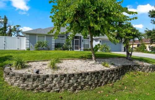 North Port House | 4 BR Heated Private Pool & Lanai