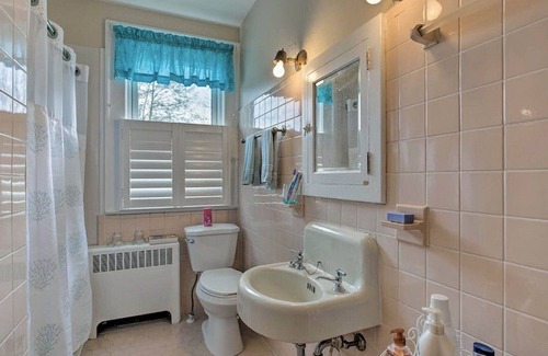 Hendersonville House | 4 BR Hendersonville Home, 5 Min Walk to Main Street