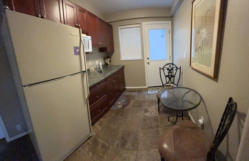 Okanagan-Similkameen House | 4 BR Skaha-Lakefront House-WINE COUNTRY - Sand Beach-Dock - NEW FALL PRICING