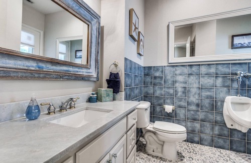 Lakewood Village House | 4-BR Waterfront | Pool, Kayak, Paddleboard & More