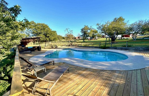 Bandera Cabin | 4 Buckeye