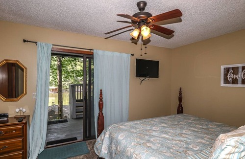 Hot Springs Village House | 4 Cabo Tinoso Place - HDTV, WIFI. Nicely furnished town home, screened in porch,