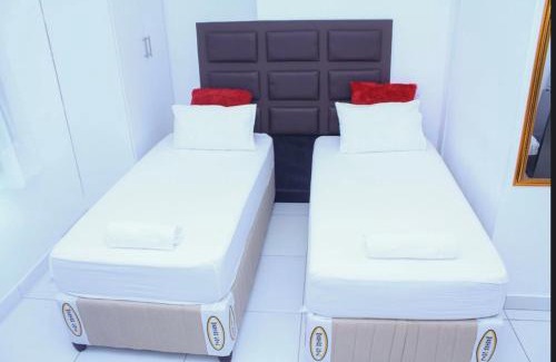 Port Elizabeth Central House | 4 Callington guest house