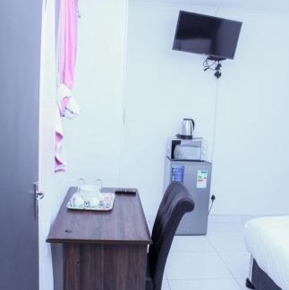 Port Elizabeth Central House | 4 Callington guest house
