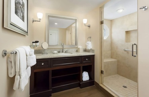 Uptown - Upper Duval Resort | 4 Deluxe 2 Queen Beds Rooms at Southernmost Beach Resort