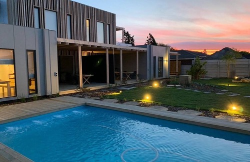 Bloubergstrand House | 4 Friends Sunrise Apartment in Blouberg 10 minutes walk from the beach