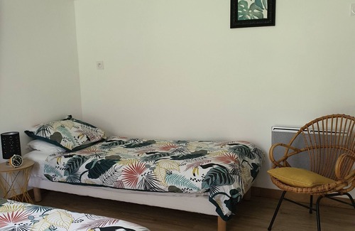 Mortagne-sur-Sevre House | 4* gîte 15 minutes from Puy du Fou with heated swimming pool