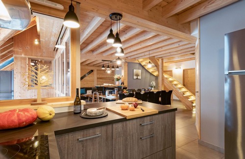 Sainte-Reine House | 4* Gîte La Grande Astrance in the heart of the Massif des Bauges