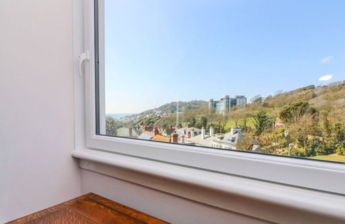 Folkestone Cottage | 4 Greenhills