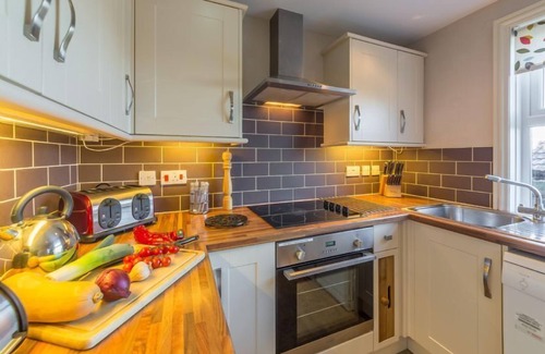 Burnham Deepdale House | 4 Harbour View, Brancaster Staithe, Norfolk
