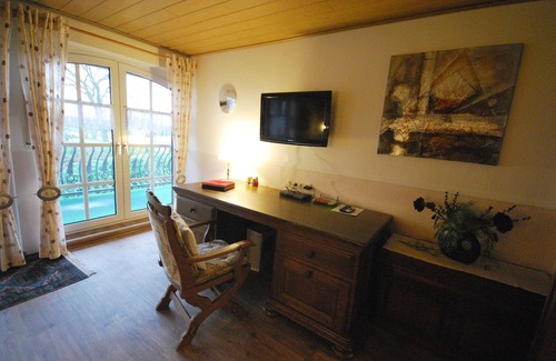 Nordgeorgsfehn Apartment | 4 * holiday on the canal in Nordgeorgsfehn (East Frisia)