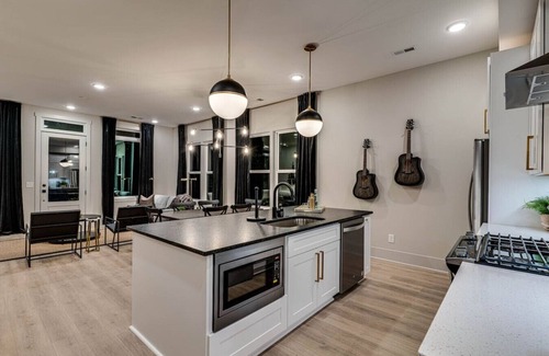 West End House | 4 Homes 60+ Bed Private Rooftops