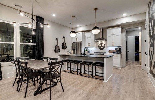 West End House | 4 Homes 60+ Bed Private Rooftops