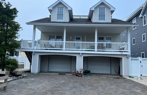 North Beach Haven House | 4 houses from the beach w/brand new pool in LBI
