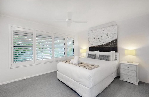 Noosaville Villa | 4 Kurrambah at Noosa Sound