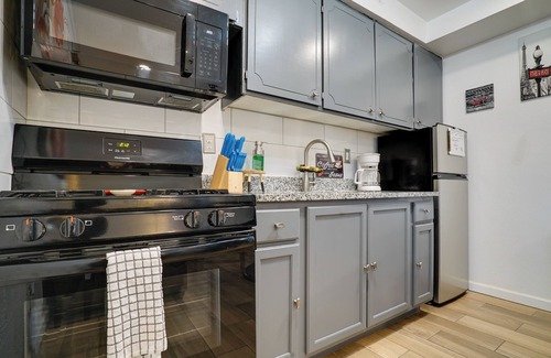 El Paso Apartment | 4 Mi to Dtwn El Paso: Pet-Friendly Apartment!