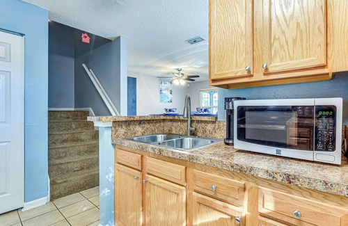 Grand Park House | 4 Mi to Dtwn Jacksonville: Game Day Escape!