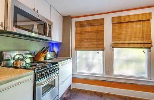 Zilker Apartment | 4 Mi to Dtwn: Pet-Friendly Austin Studio