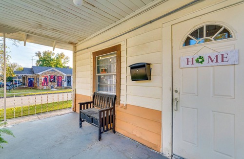 North Little Rock Apartment | 4 Mi to Dtwn Little Rock: Studio w/Porch