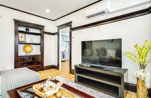 Fields Corner West Apartment | 4 Mi to Fenway Park: Pet-Friendly Dorchester Apt!