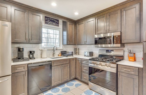 Balmville House | 4 Mi to Hudson River: Cozy Newburgh Home!