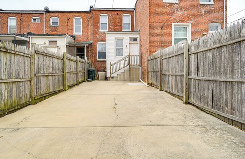 Downtown Baltimore House | 4 Mi to Inner Harbor & JHU: Baltimore Townhome!