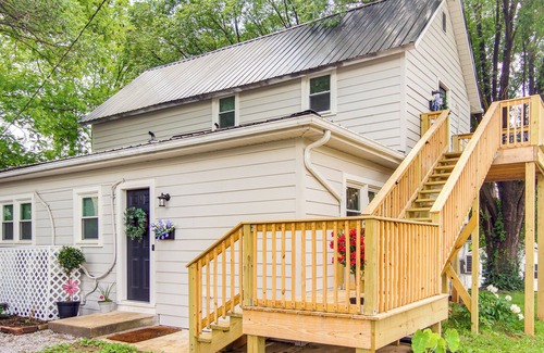 Greeneville House | 4 Mi to Nolichucky River: Apt w/Shared Yard!