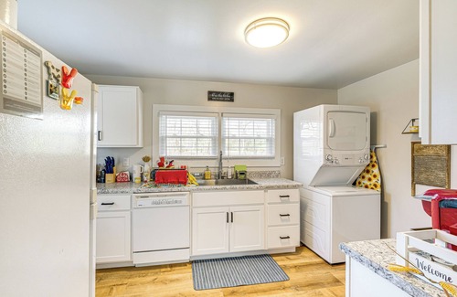 Lexington Apartment | 4 Mi to Shops & Dining: Bright Lexington Studio!