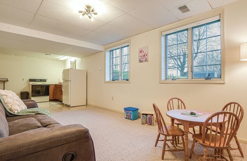 Ronks House | 4 Mi to the Amish Village: Spacious Home w/Deck!