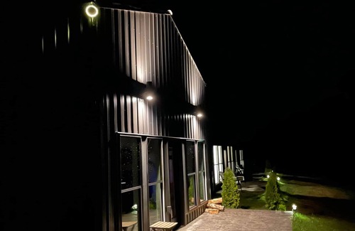 Mount Sterling House | 4 Modern Lakeside Cabins/Hermann, MO