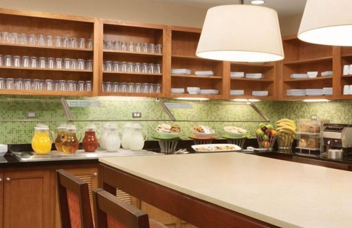 Tucson House | 4 Modern Units Near Tucson International Airport! FREE Airport Shuttle, Pool!