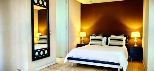 Downtown Johannesburg Apartment | 4 on Pritchard Luxury Suites