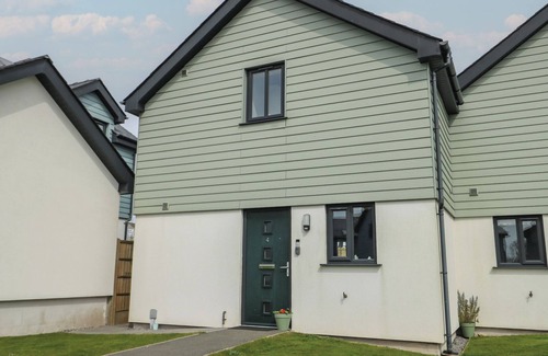 Brynteg Cottage | 4 PARC DELFRYN, pet friendly, with a garden in Benllech