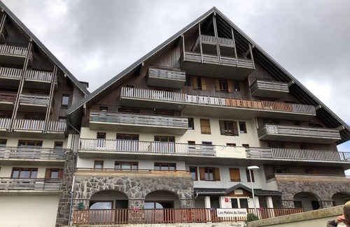 Besse-et-Saint-Anastaise Apartment | 4-person apartment Hauteurs Super Besse - Indoor pool & Garage