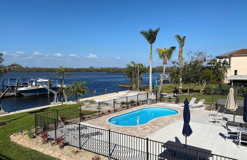 Matlacha Isles-Matlacha Shores Condo | 4 Person 1 Bedroom Condo with Waterview Balcony Fisherman Cabin - Welcome to our stunning, newly renovated one-bedroom condo room with a balcony!