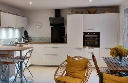 Saint-Raphael Apartment | 4-person apartment in quiet condominium - swimming pool - near the sea