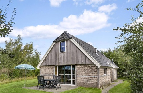 Witteveen House | 4-person bungalow in the holiday park Landal Orveltermarke