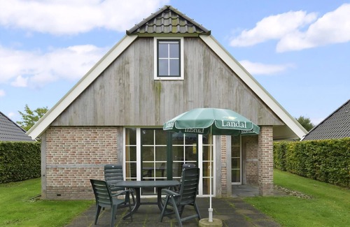 Witteveen House | 4-person bungalow in the holiday park Landal Orveltermarke