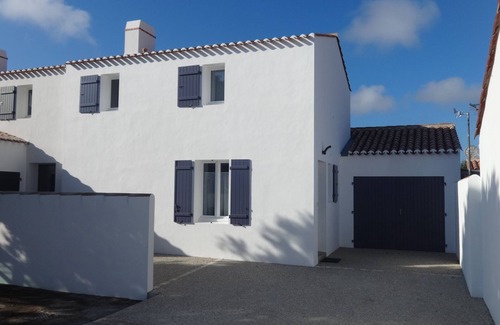 Noirmoutier-en-l'Ile House | 4-person house, in the heart of the quiet, typical village of Le Vieil, near the beach